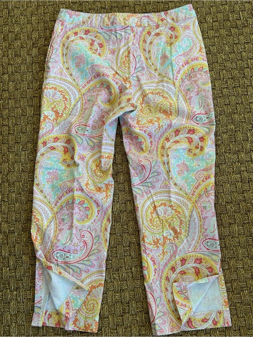 Women’s Bushwacker Paisley Capri Ankle Pants Size 10